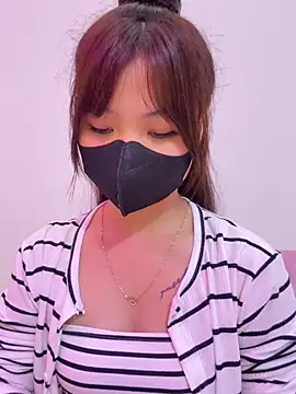 ___KARA___ Live Chatraum