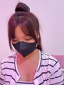 ___KARA___ – live chatrum