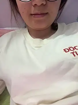 Thanhhuyen001 Live Chatraum