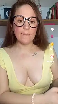 SofiEsteves' Live Chat Room
