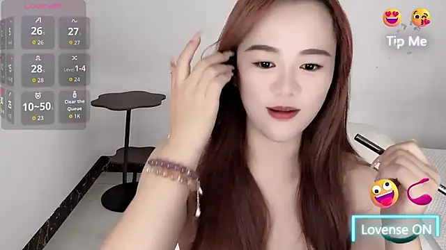Živá chatovací místnost Amireux-8