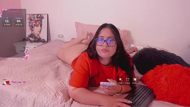 חדר צ'אט בשידור חי של Briana_Goldd