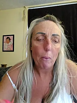 theblondecocklover – Naživo chatovacia miestnosť