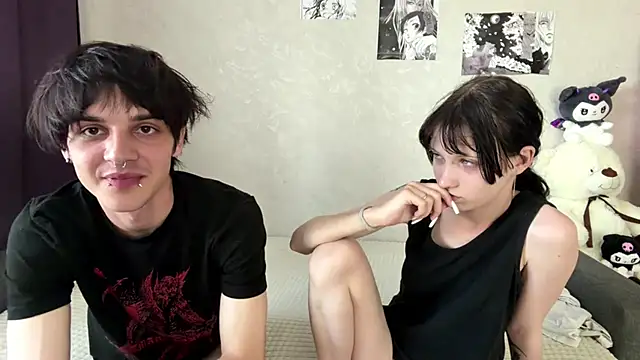 חדר צ'אט בשידור חי של altycouple
