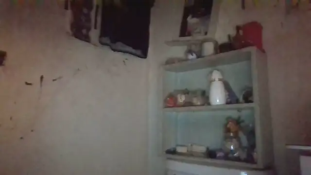 חדר צ'אט בשידור חי של becky1111