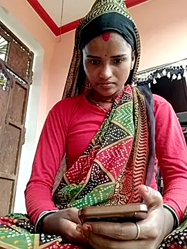 Pooja_Singh78's Live Chat Room
