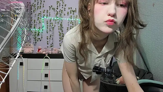 غرفة دردشة Yoonhee_ki المباشرة