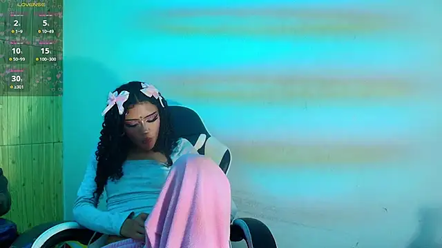 Онлайн чат dolly_boob