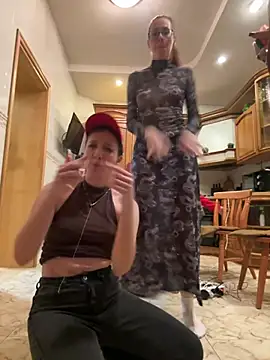 הופעת וובקאם של RussianGirls_