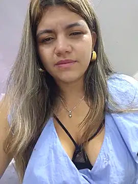 Ivy_enjoy's Live Chat Room