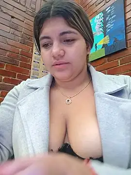 Ivy_enjoy Live Chatrum
