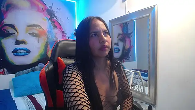 nicol_ross19 – live chatrum