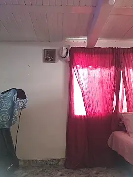 Phòng Chat Trực Tiếp KiaraFoster