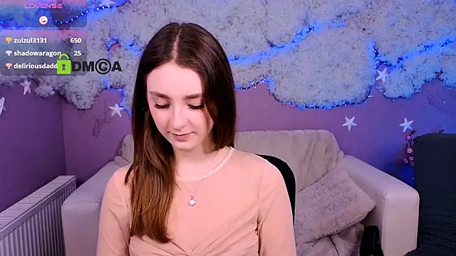 naya_may Adlı Modelin Canlı Sohbet Odası