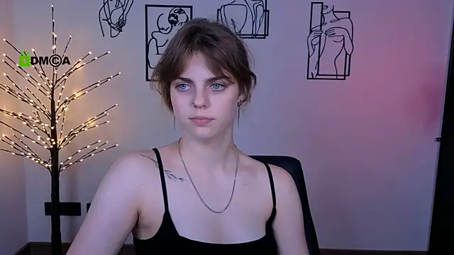 naya_may Adlı Modelin Canlı Sohbet Odası