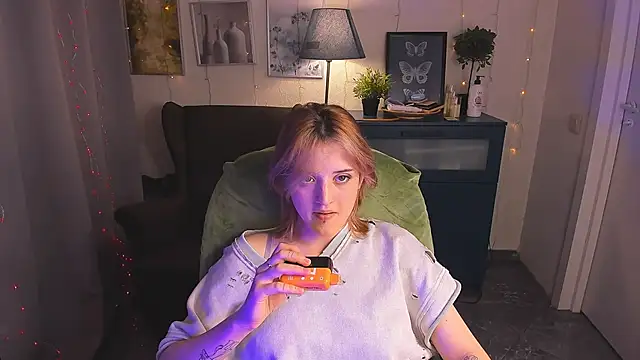 Živá chatovací místnost SarahShelby