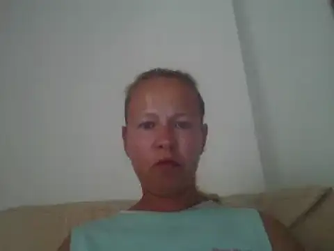 Živá chatovací místnost jennyblondeuk