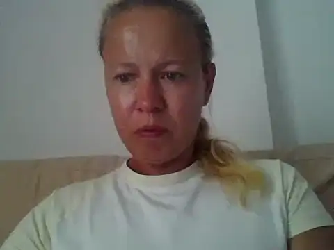 غرفة دردشة jennyblondeuk المباشرة
