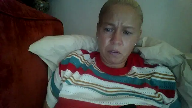 Chatroom en direct de jennyblondeuk
