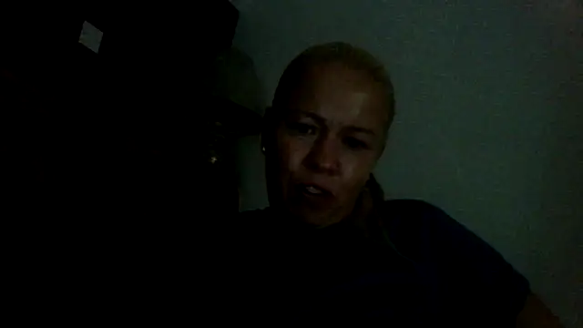 jennyblondeuk Live Chatraum