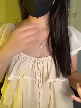 Rinni_nii Live chatroom
