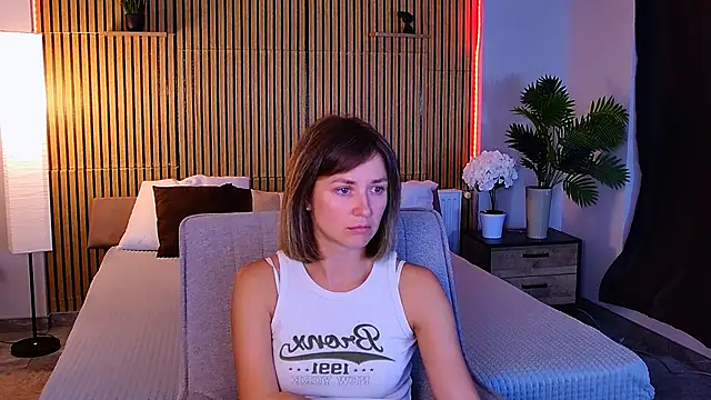 EmeraldGlow – Naživo XXX chat