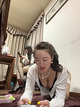 Molly-xiao Live Chatraum
