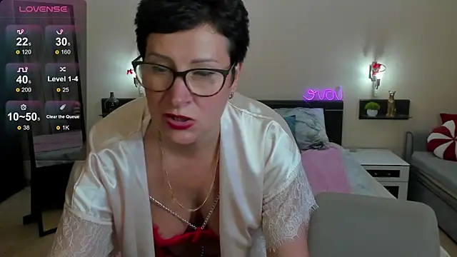 غرفة دردشة JennyMons المباشرة