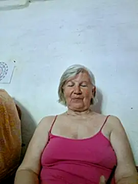 Chatroom en direct de KlaudiaDarling