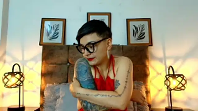 Živá chatovací místnost kat_paradise