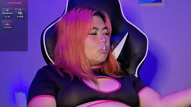 Živá chatovací místnost kuromixx444