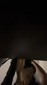 Živá chatovací místnost mo-mo-69