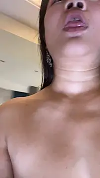 Chat ao vivo de mo-mo-69