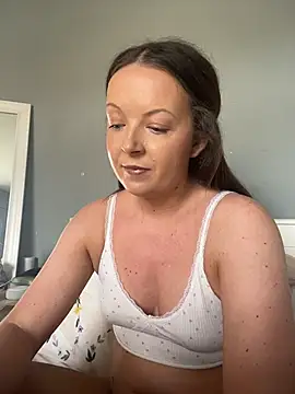 Nova-Vixen's Live Chat Room