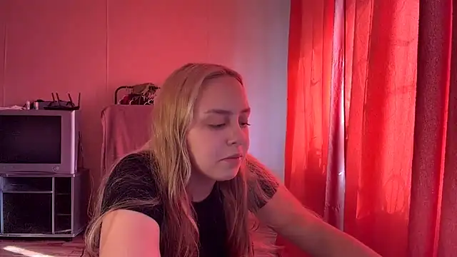 ZoraDearmon Cameră chat live