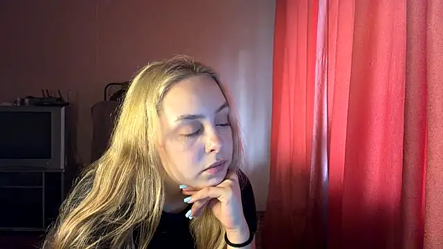 ZoraDearmon Live Chatraum