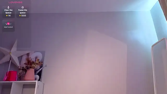 Sala de chat en directo de SmolCutie