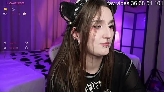 Živá chatovací místnost Alice_Goth