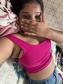 Curvy_Anaya 실시간 채팅방