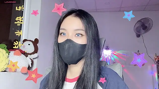 Tieu-May's Live Chat Room