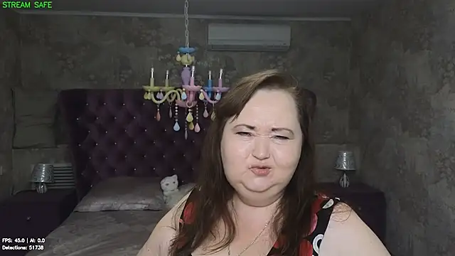 Eloisa_Eloy Adlı Modelin Canlı Sohbet Odası