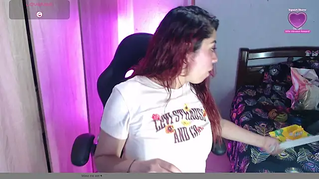 Alexxxa_Party Adlı Modelin Canlı Sohbet Odası