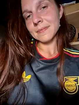 LiliMiel – live chatrum