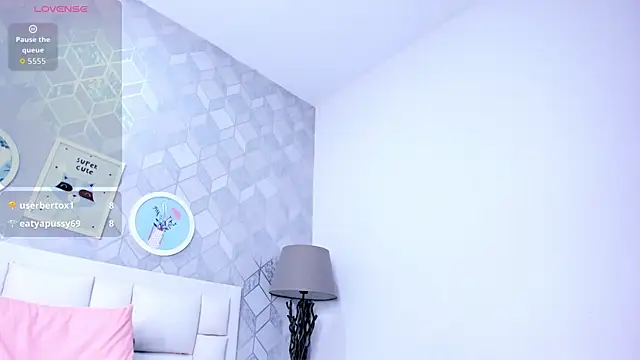 Pokój czatu na żywo – laura_rouse7