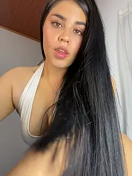 sophyy_white – live chatrum