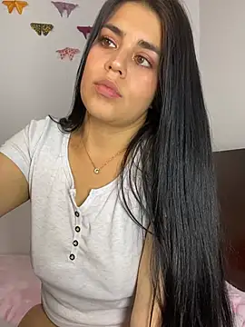 sophyy_whiten Live chat-huone