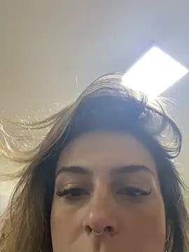 Živá chatovací místnost BarbieHotBrazil