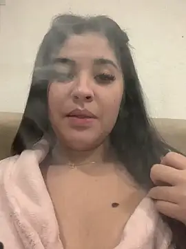 Sala de chat ao vivo de _byerii