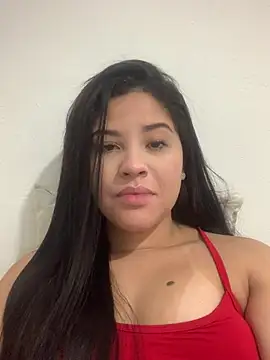 _byerii Adlı Modelin Canlı Sohbet Odası