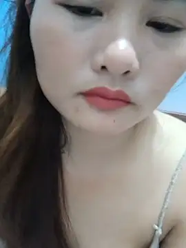 Sweet--Sexy Adlı Modelin Canlı Sohbet Odası